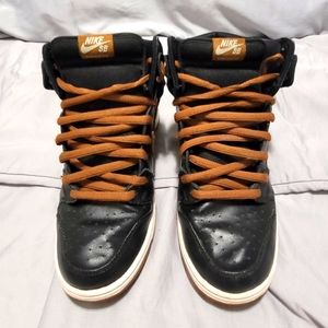 Nike SB Dunk Guinness